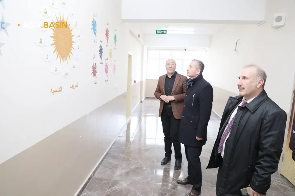 Ağrı Milli Eğitim Müdürü Hasan Kökrek'ten okul ziyaretleri