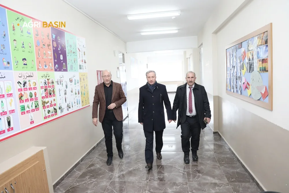 Ağrı Milli Eğitim Müdürü Hasan Kökrek'ten okul ziyaretleri