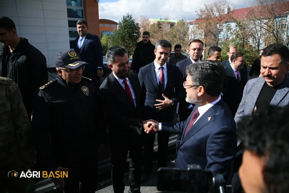 Tarım ve Orman Bakanı İbrahim Yumaklı Ağrı'da