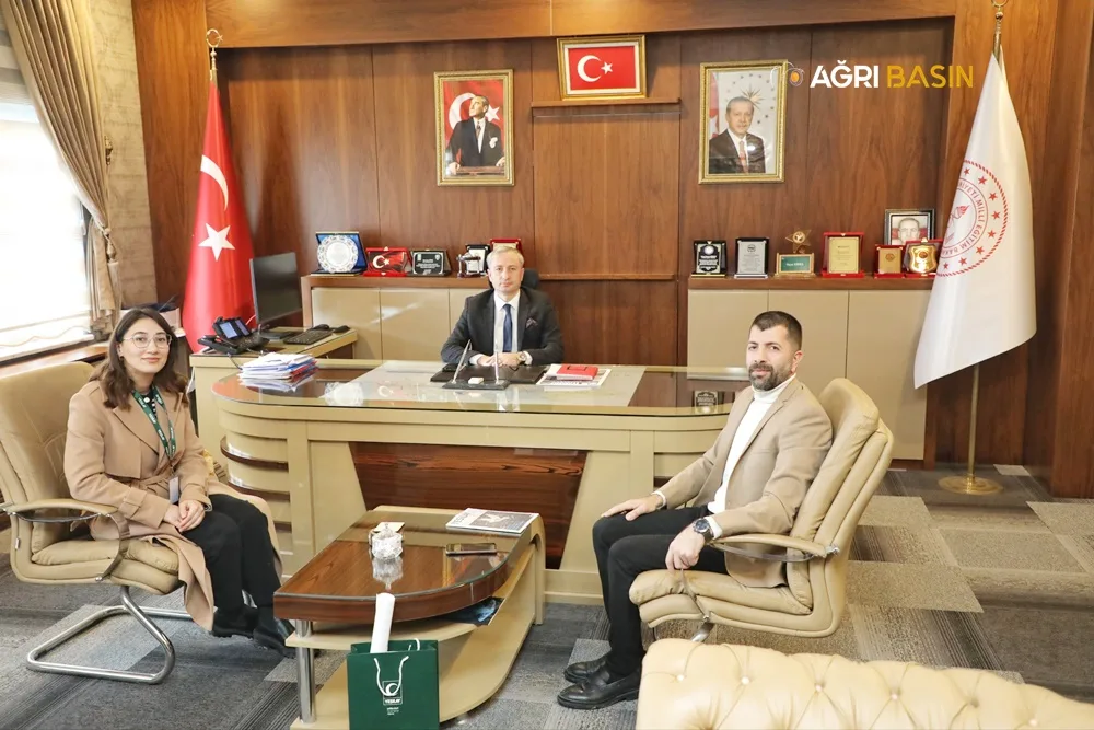 Yeşilay Ağrı Şube Başkanı Aslan, Milli Eğitim Müdürü Kökrek'i ziyaret etti