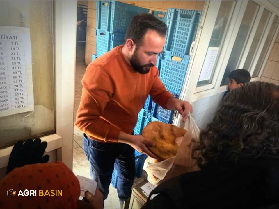 Taşlıçay Belediyesi’nden Ramazan Ayında Ücretsiz Ekmek