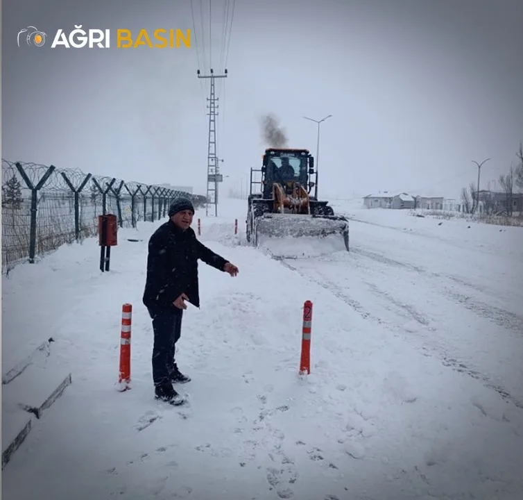 Ağrı’da Zorlu Kış Şartlarında Direksiyon Eğitimi Devam Ediyor