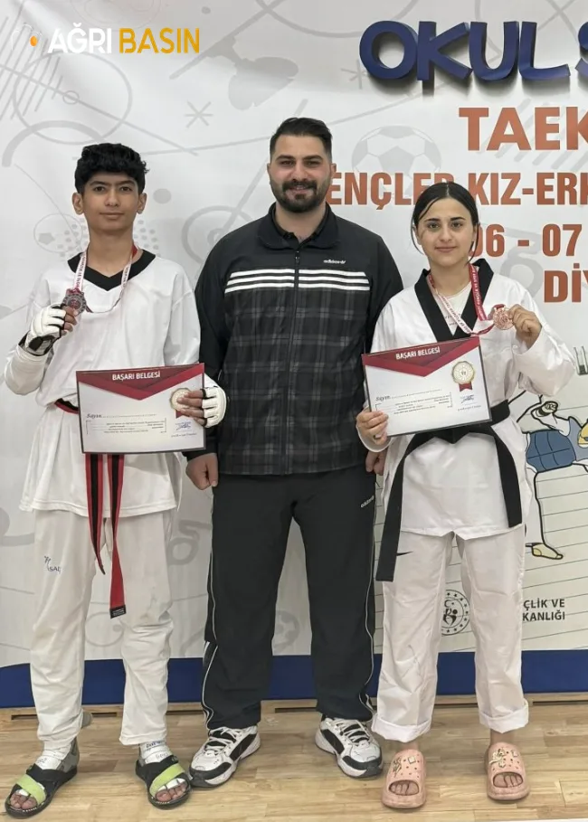 Ağrılı Taekwondocular Türkiye Finallerine Yükseldi