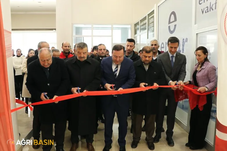 Ağrı’da 14’üncü Ulusal Fotoğraf Yarışması Sergisi