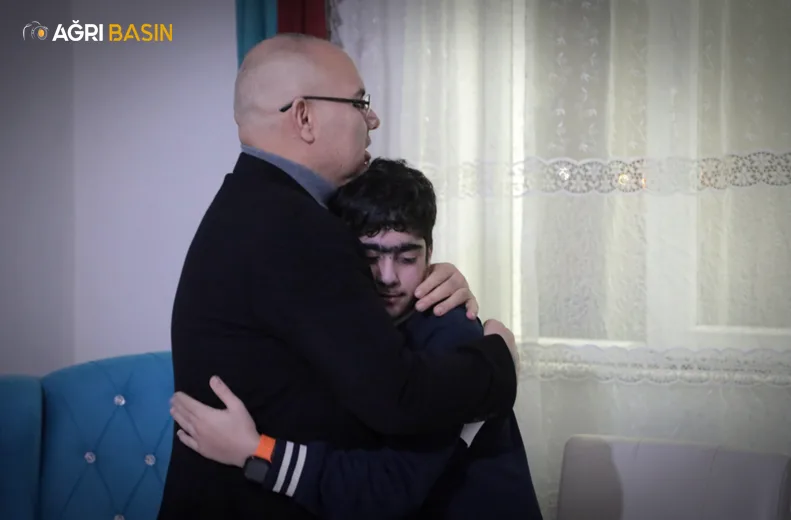 Vali Koç, Ramazan’ın İlk İftarını Tunca Ailesiyle Paylaştı