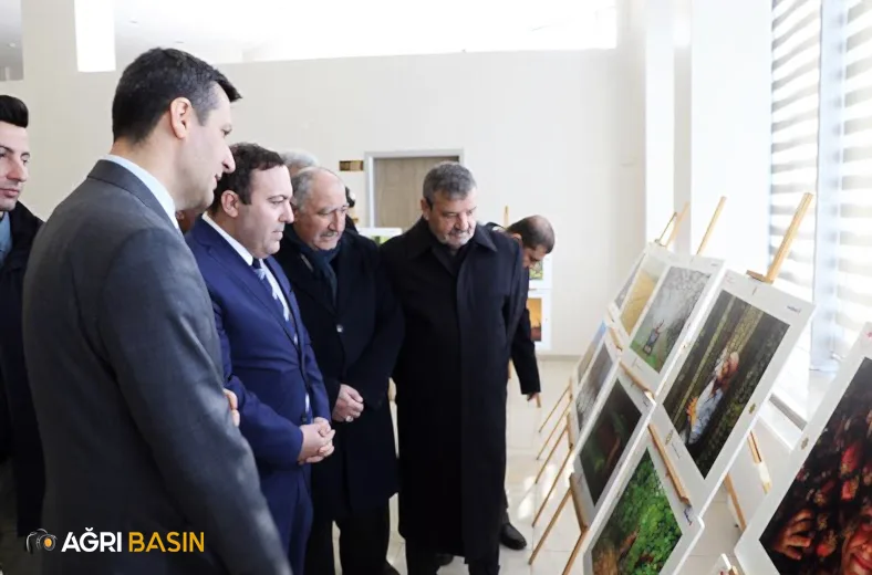 Ağrı’da 14’üncü Ulusal Fotoğraf Yarışması Sergisi