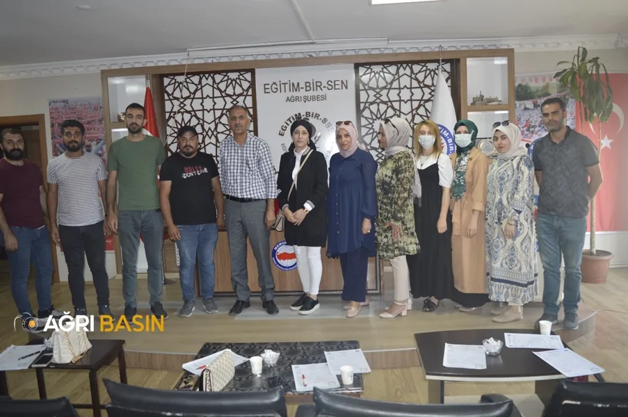 Usta Öğretici ve Sanatkarlar Dernekleşip EĞİTİMBİRSEN’E üye oldular