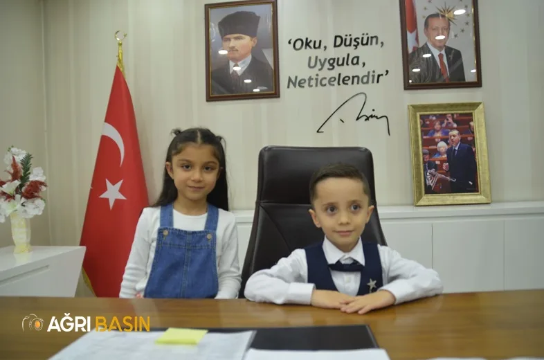 Başkan Metin Karadoğan 23 Nisan'da Makamını Öğrencilere bıraktı