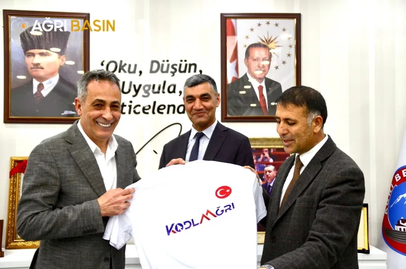 Ağrı Milli Eğitim ARGE Biriminden Başkan Karadoğan'a ziyaret