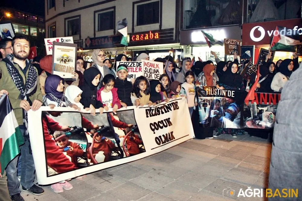 Ağrı'da Kudüs İçin Meşaleli Yürüyüş