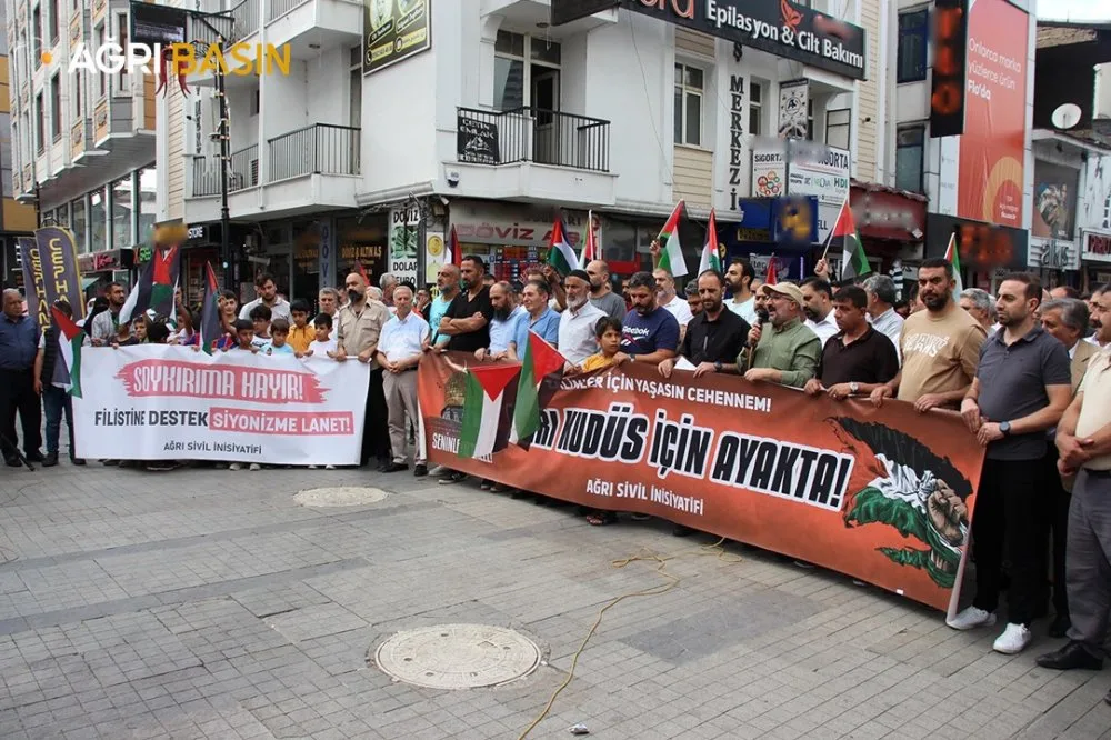 Ağrı'da STK'lar İsmail Heniyye İçin Basın Açıklaması Yaptı
