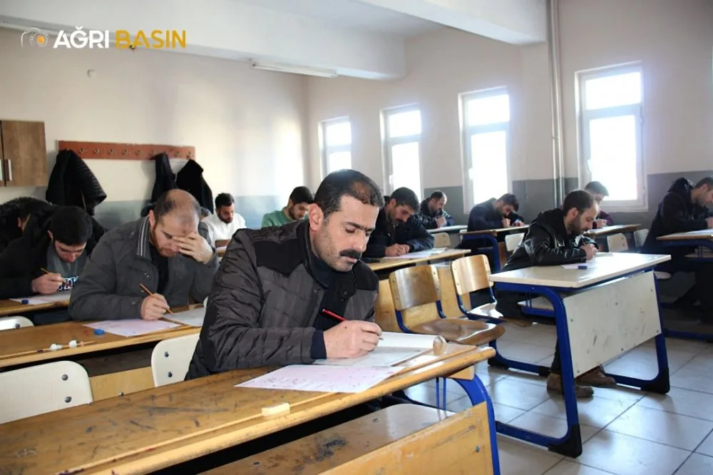 Ağrı’da Siyer Yarışmasına Yoğun Katılım