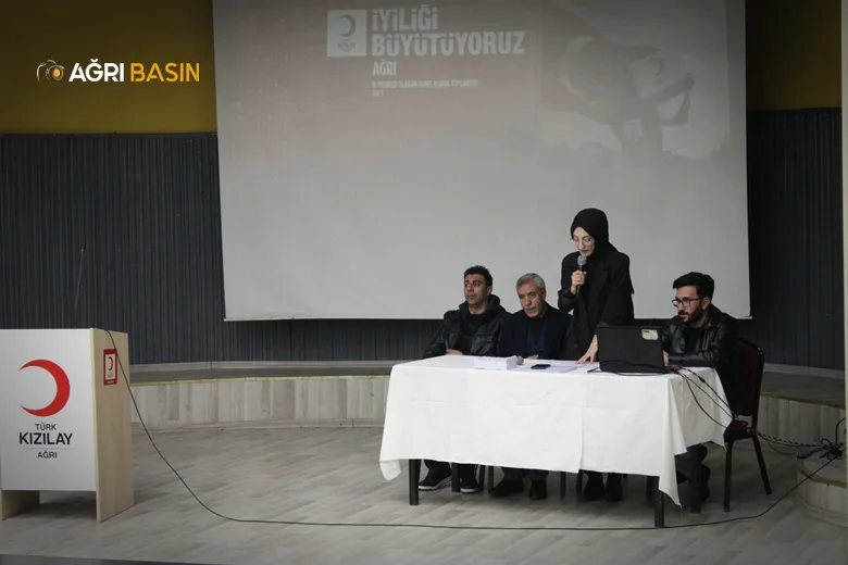 Kızılay Ağrı Şubesi’nde Orhan Tatlı Yeniden Başkan Seçildi