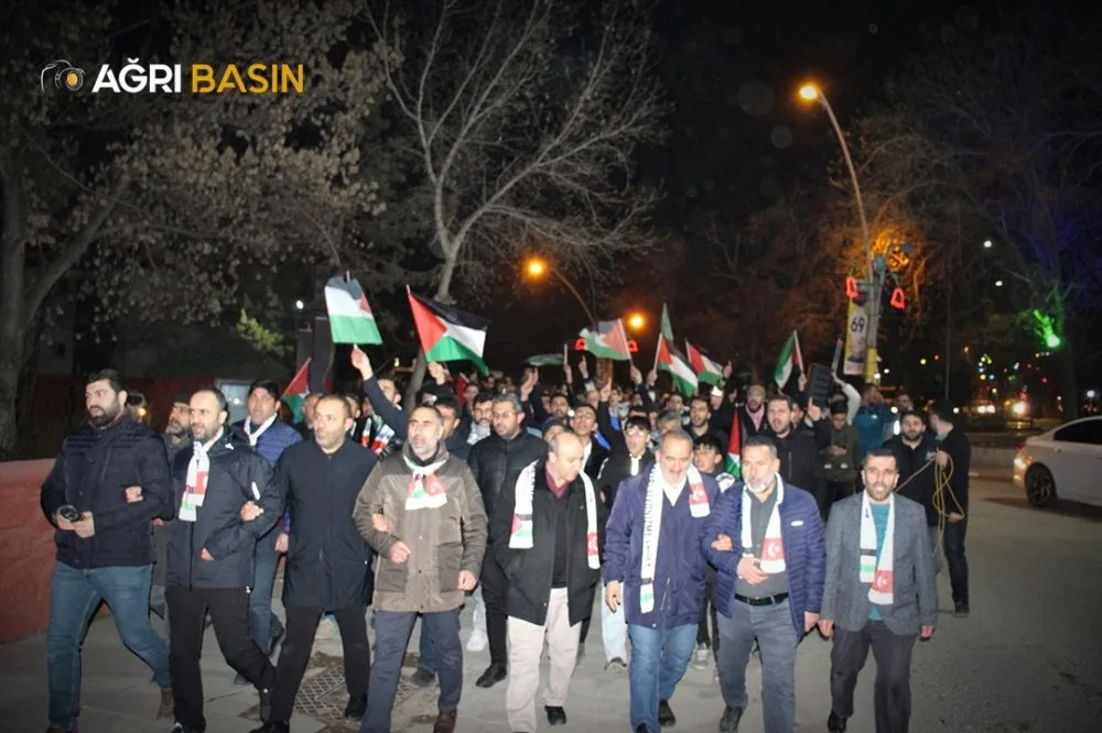 Ağrı'dan Filistin'e Tekbirlerle Destek Yürüyüşü