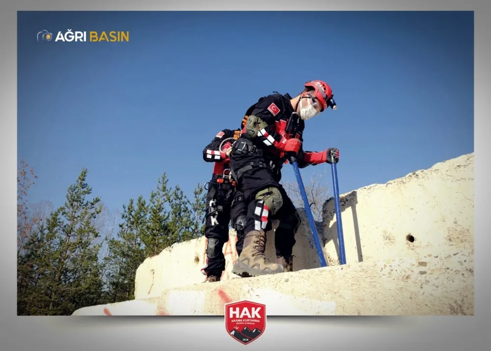 Ağrı HAK Arama Kurtarma Ekibi Akreditasyon Sınavını Geçti