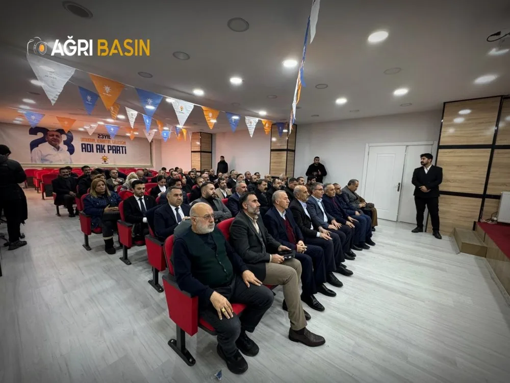 Yusuf Tekin AK Parti Ağrı İl Başkanlığını Ziyaret etti