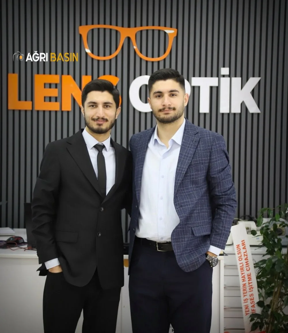 Ağrı’da Lens Optik Hizmete Açıldı