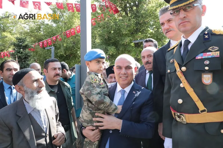 Ağrı’da 30 Ağustos Zafer Bayramı’nın 101. yıl dönümü kutlandı