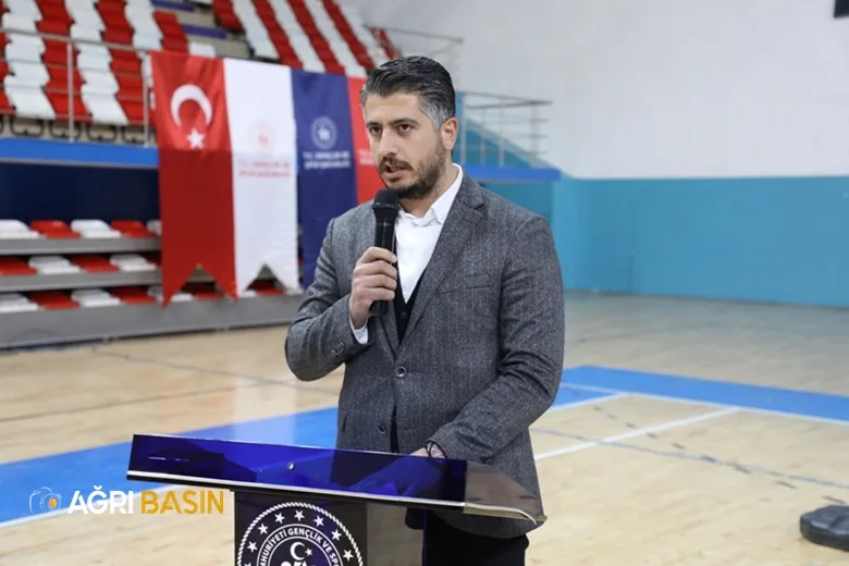 Ağrı’da Amatör Spor Kulüplerine 1 Milyon 80 Bin TL Destek