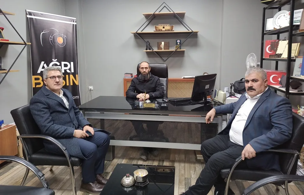 Ağrı Belediye Başkan Adayı Kenan Engin’den Ağrı Basın’a ziyaret