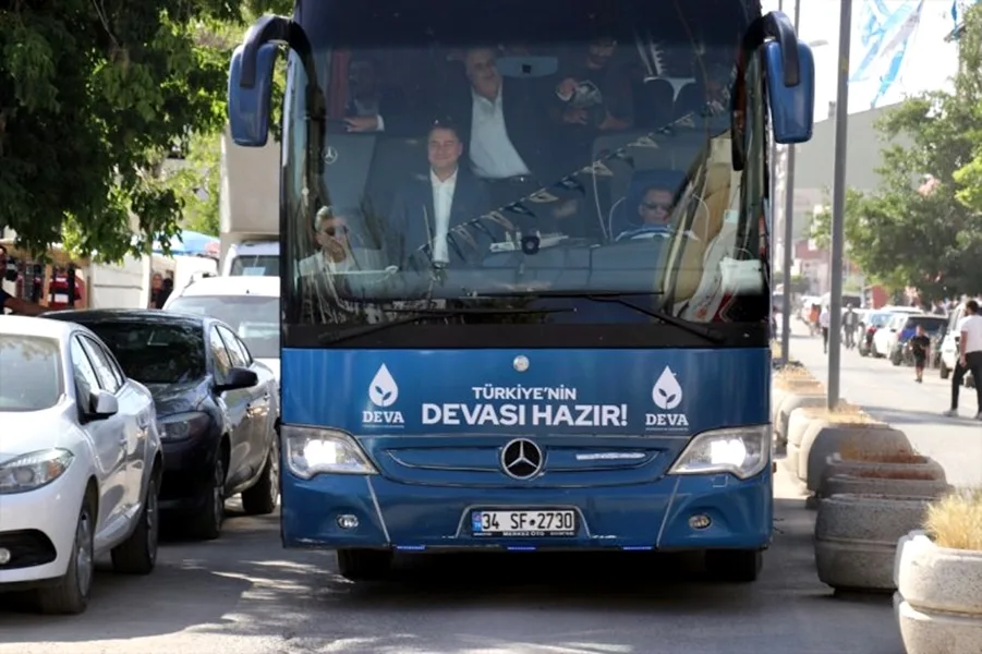 DEVA Partisi Genel Başkanı Ali Babacan Patnos'ta