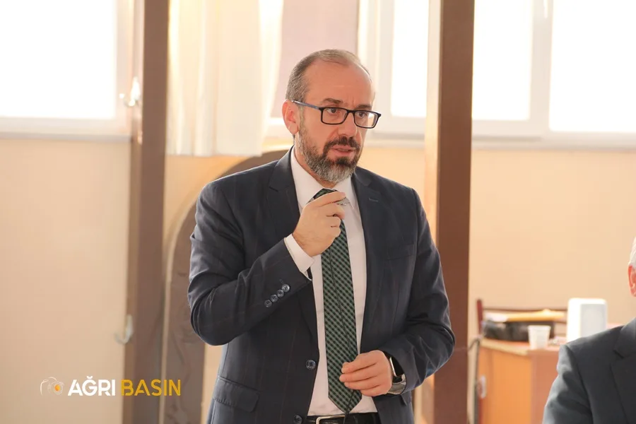 Doğubayazıt'ta Umreye gidecek vatandaşlara seminer