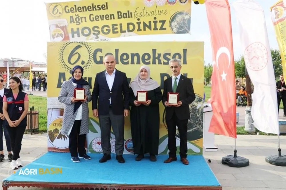 Ağrı'da coğrafi işaretli "6. Geven Balı Festivali" düzenlendi