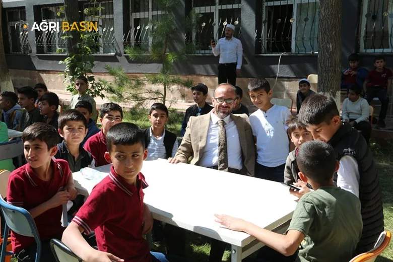Ağrı'da hafızlık eğitimini tamamlayan öğrenciler için Mezuniyet Programı