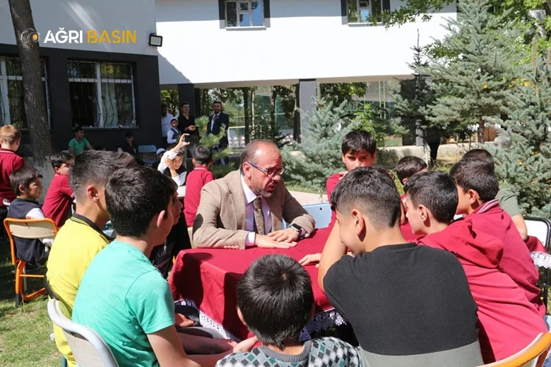 Ağrı'da hafızlık eğitimini tamamlayan öğrenciler için Mezuniyet Programı