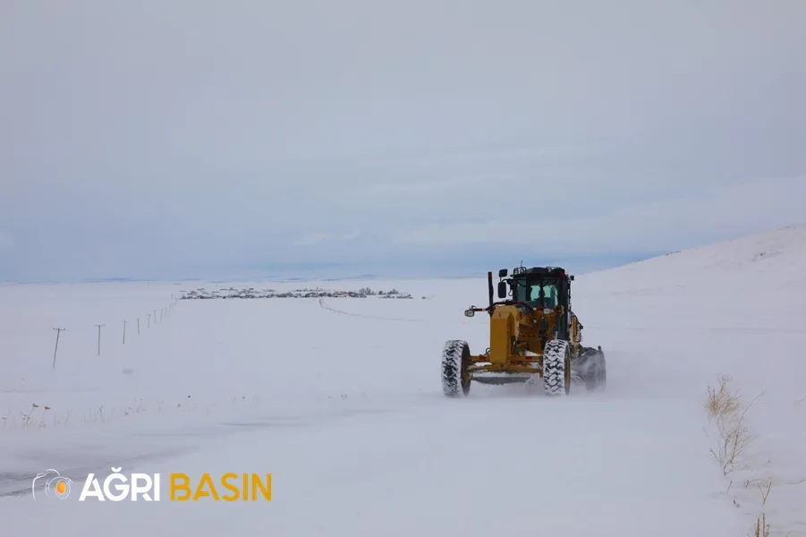 Ağrı'da 114 Köy yolu ulaşıma kapandı
