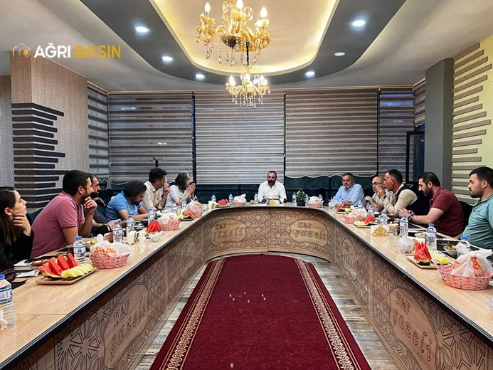 Ağrı Konuşuyor Platformu ve Gazeteciler El Ele