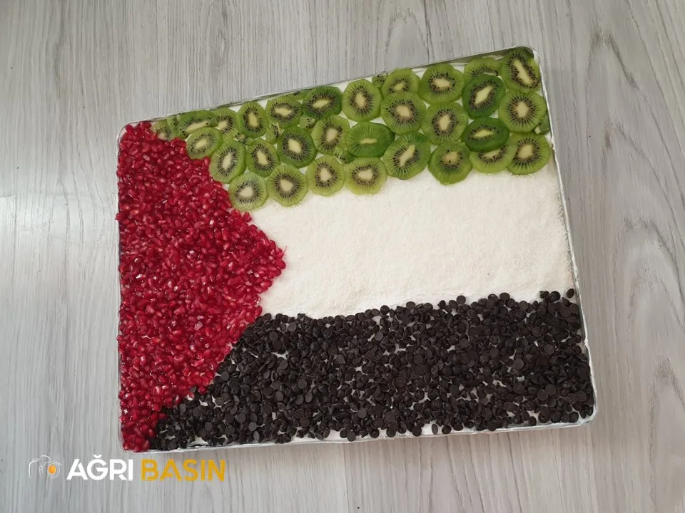 Ağrı Kudüs Platformu Gazze Yararına Tiyatro ve Kermes düzenledi