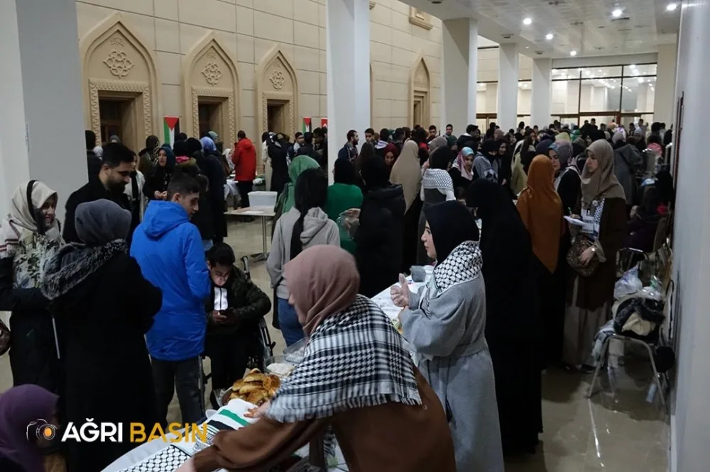 Ağrı Kudüs Platformu Gazze Yararına Tiyatro ve Kermes düzenledi
