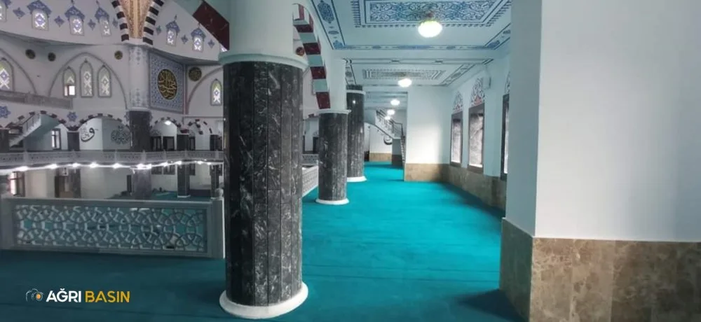 Ağrı Merkez Camii 18 Ay sonra hizmete açılıyor