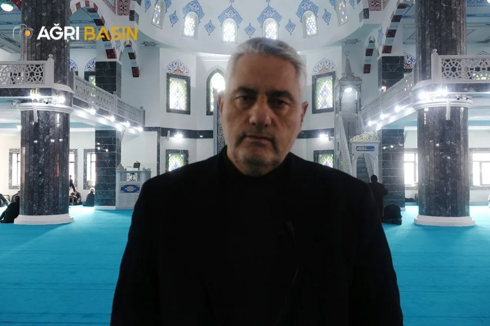 Ağrı Merkez Camii yeni mimarisiyle şehrin sembolü olmaya aday