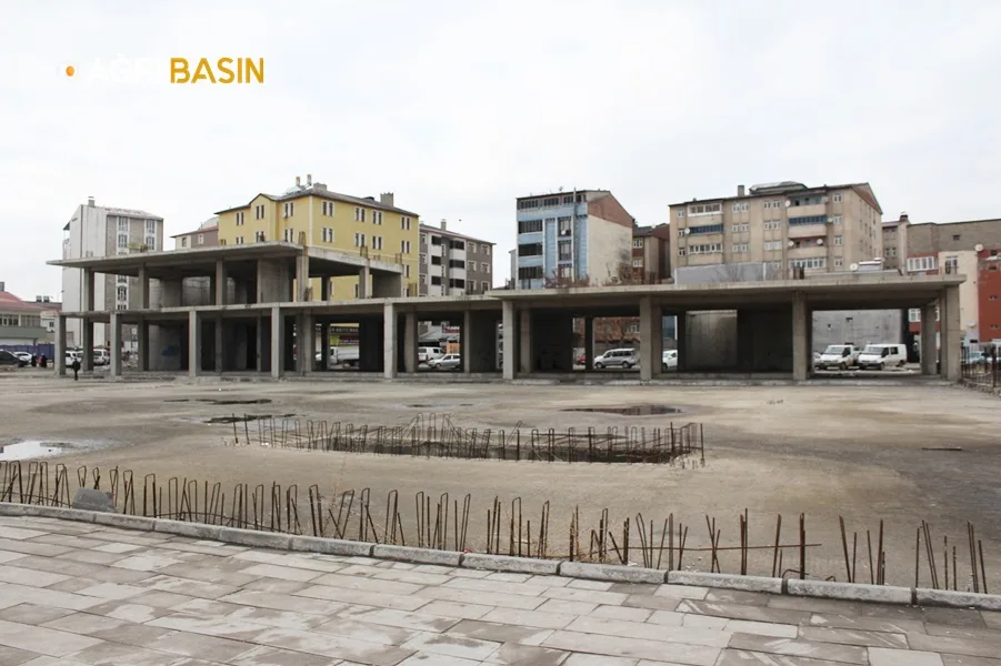 Ağrı'da Metruk Binalar Uyuşturucu ve Fuhuş Yuvasına Dönüşüyor!