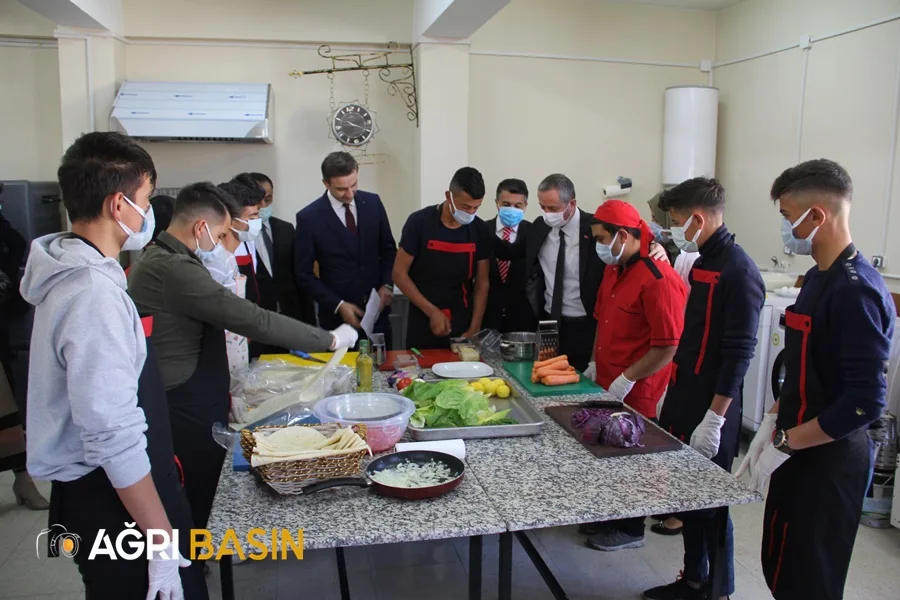Ağrı'da meslek liseleri ülke ekonomisine kattığı 41 milyon lira ile rekor kırdı