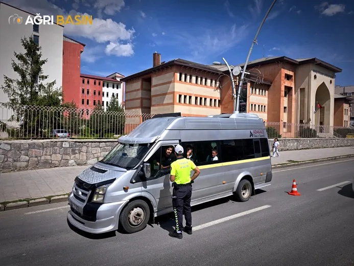 Ağrı’da Öğrenci Servislerine Sıkı Denetim