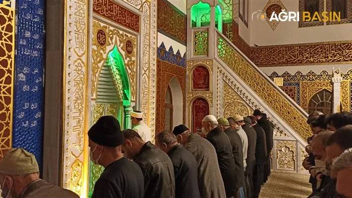 Ağrı'da Sabah Namazı Buluşmaları devam ediyor