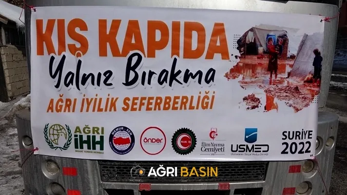 Ağrı'dan Suriye'ye iki tır yardım yola çıktı