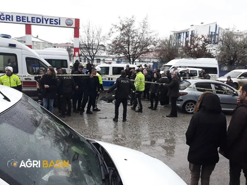 Ağrı'da trafik kazası! Yaşar Demir hayatını kaybetti