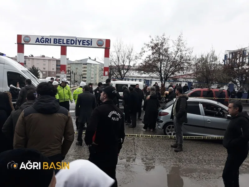 Ağrı'da trafik kazası! Yaşar Demir hayatını kaybetti