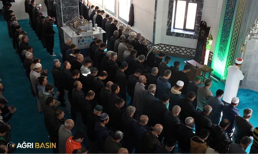 Yahya Sinvar İçin Ağrı’da Gıyabi Cenaze Namazı Kılındı