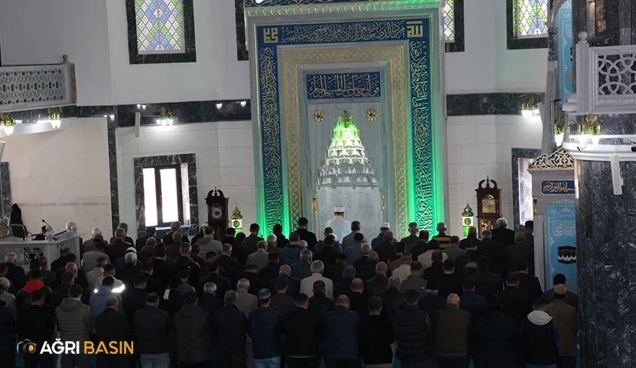 Yahya Sinvar İçin Ağrı’da Gıyabi Cenaze Namazı Kılındı