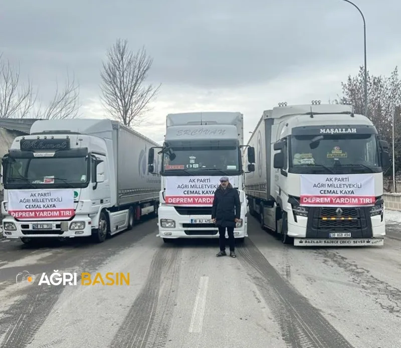 Cemal Kaya'dan Depremzedelere 3 Tır yardım