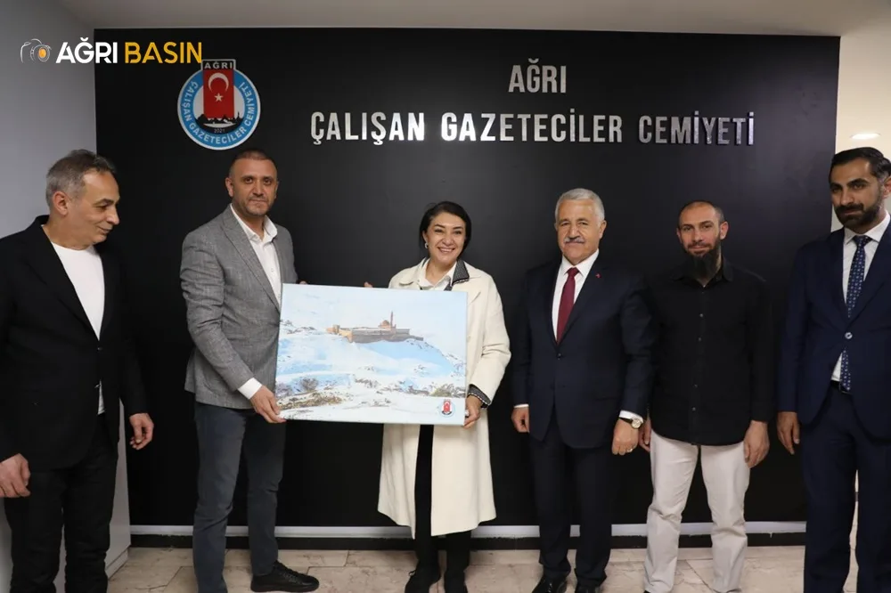 Ulaştırma Eski Bakanı Ahmet Arslan AÇGC'yi ziyaret etti