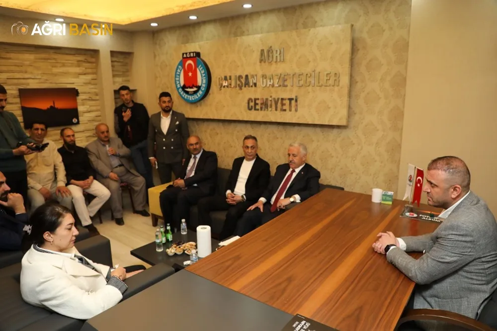 Ulaştırma Eski Bakanı Ahmet Arslan AÇGC'yi ziyaret etti