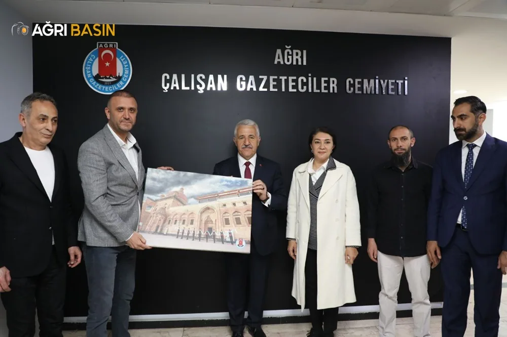 Ulaştırma Eski Bakanı Ahmet Arslan AÇGC'yi ziyaret etti
