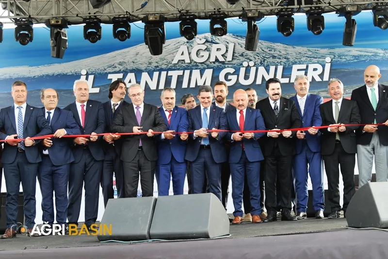 Ağrı Tanıtım Günleri’nde AİÇÜ Standına Büyük İlgi