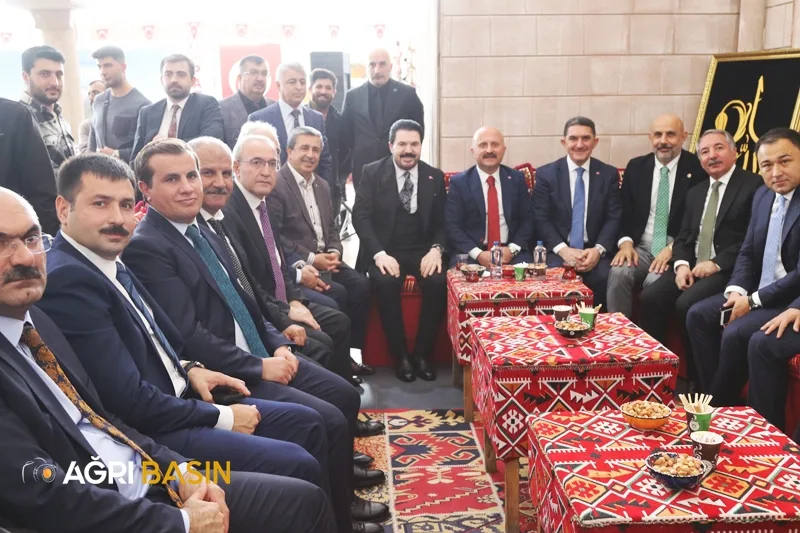 Ağrı Tanıtım Günleri’nde AİÇÜ Standına Büyük İlgi